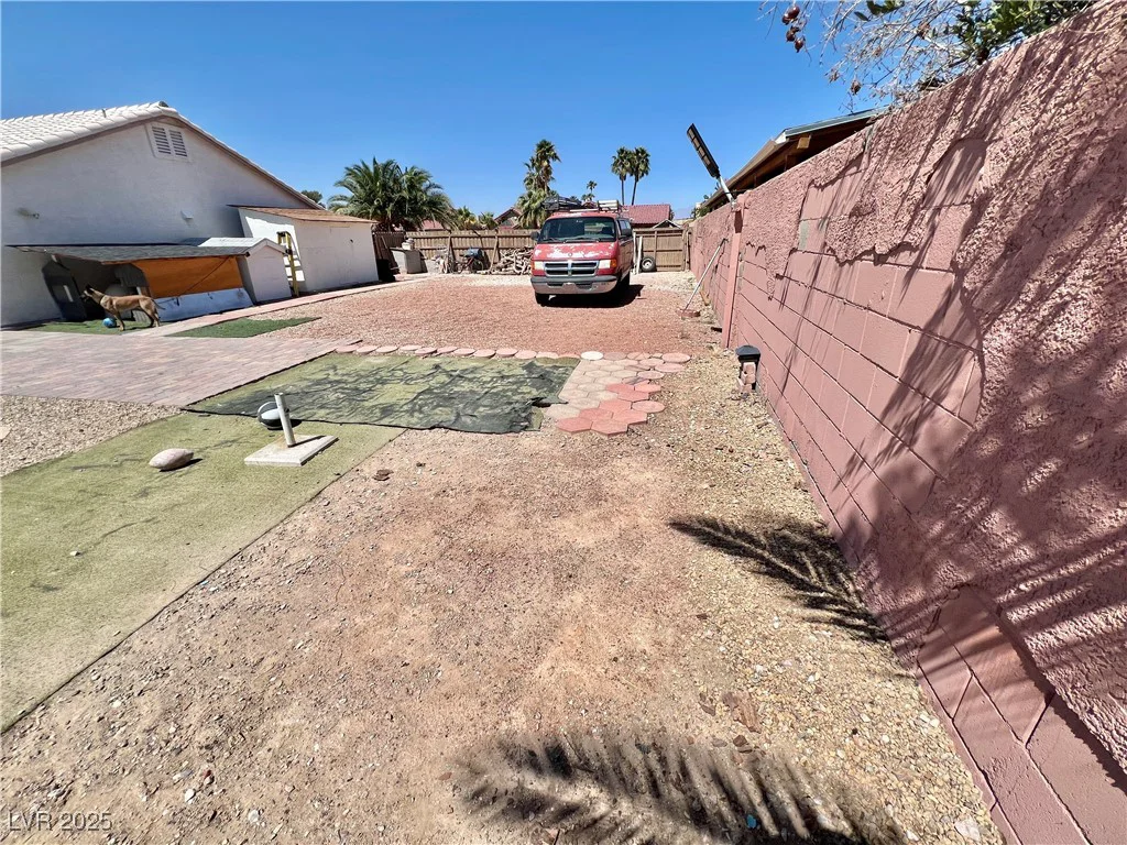 1860 Banaba, Las Vegas, NV 89156