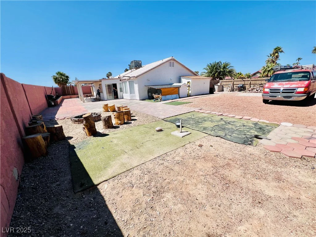 1860 Banaba, Las Vegas, NV 89156