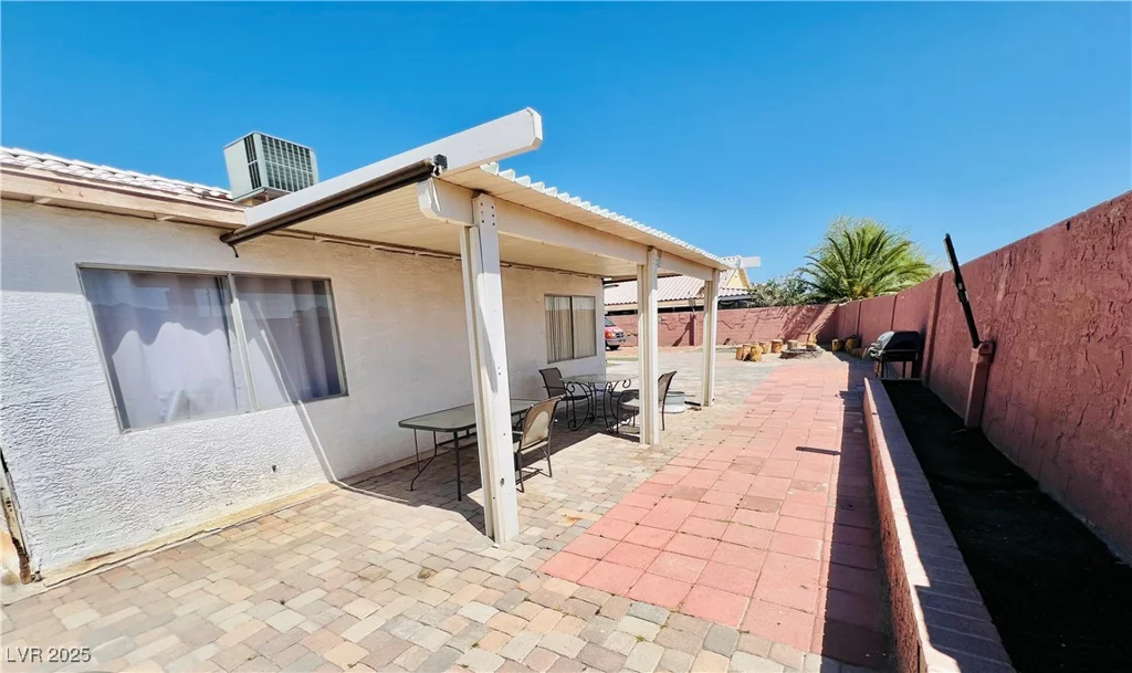 1860 Banaba, Las Vegas, NV 89156