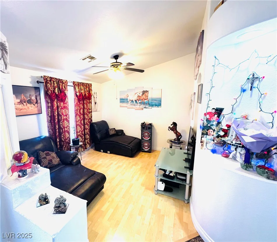 1860 Banaba, Las Vegas, NV 89156