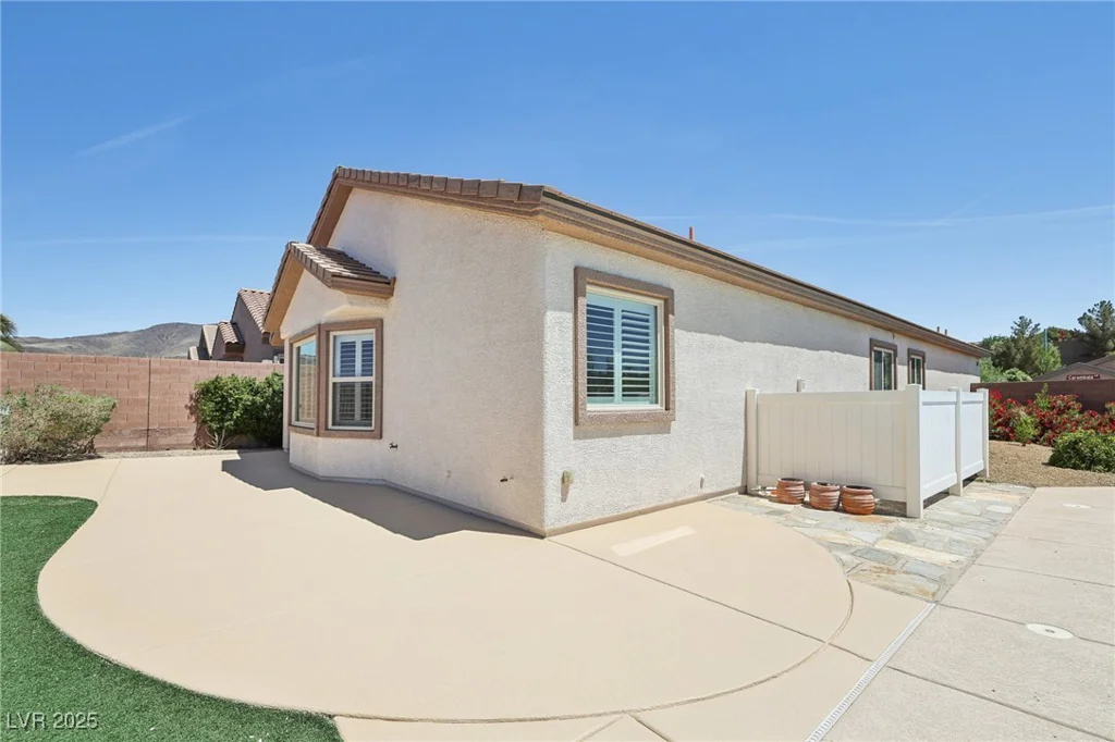2284 Carambala, Henderson, NV 89044