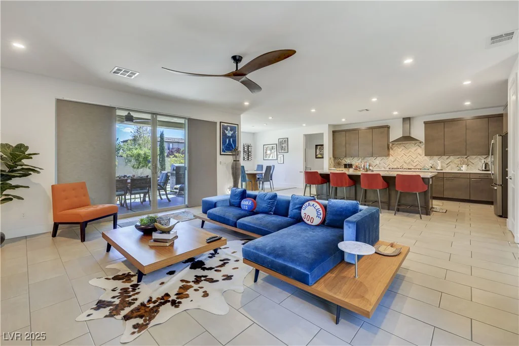 10297 Sierra Skye, Las Vegas, NV 89166