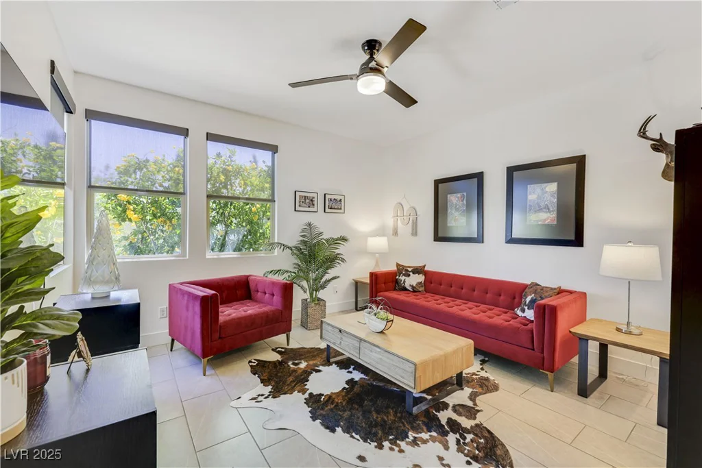 10297 Sierra Skye, Las Vegas, NV 89166