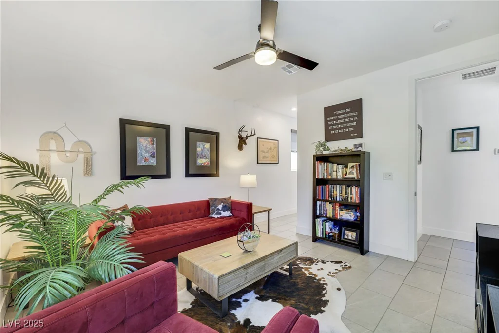 10297 Sierra Skye, Las Vegas, NV 89166
