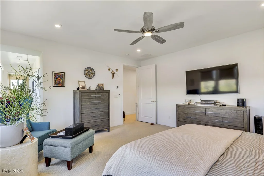 10297 Sierra Skye, Las Vegas, NV 89166