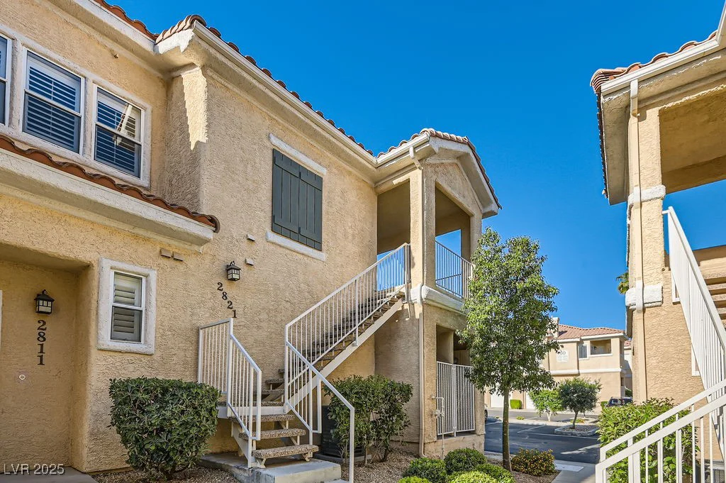251 Green Valley, Henderson, NV 89012