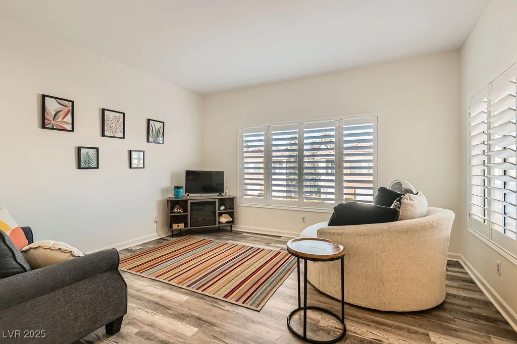 251 Green Valley, Henderson, NV 89012