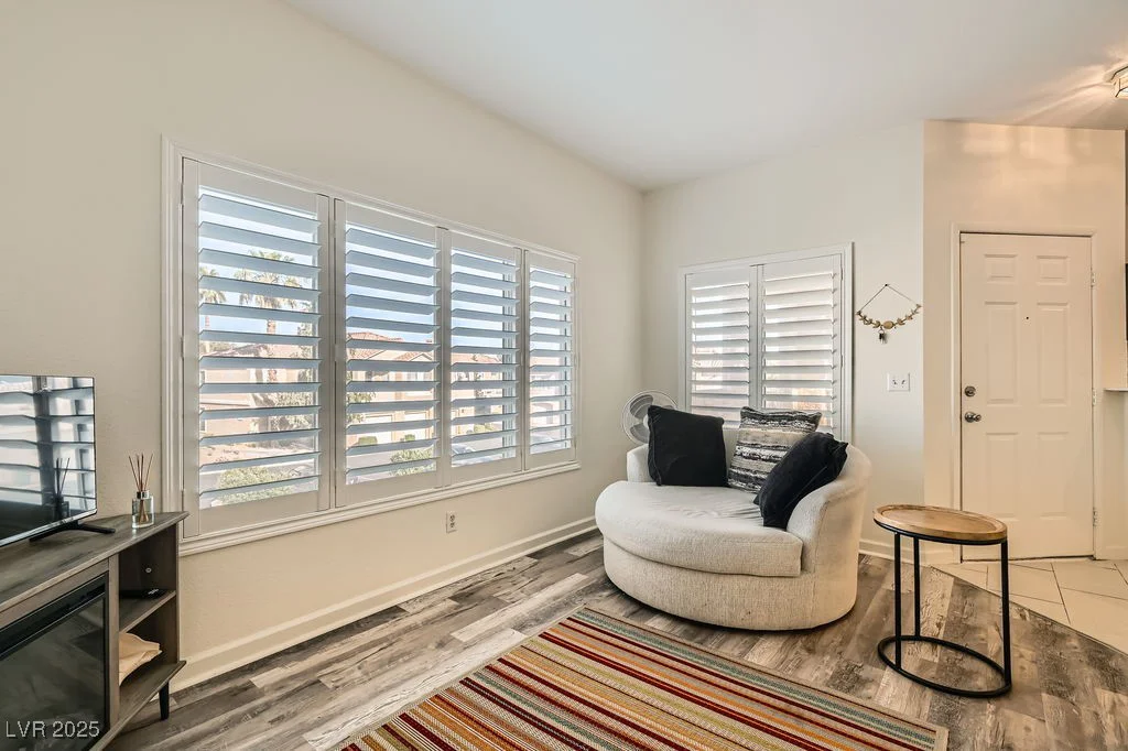251 Green Valley, Henderson, NV 89012
