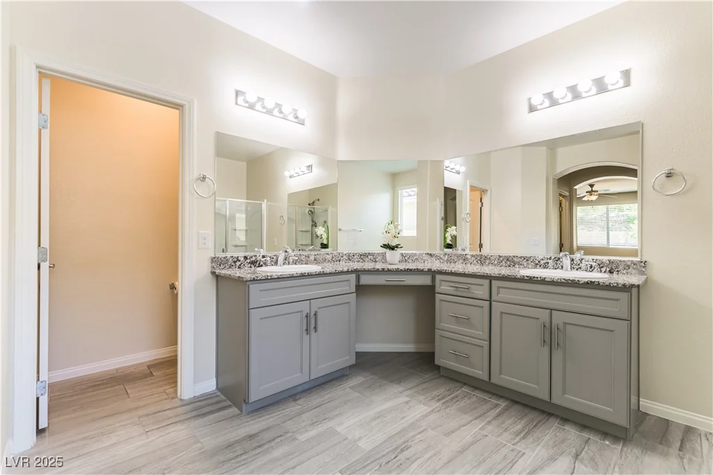 7265 Southern Magnolia, Las Vegas, NV 89149