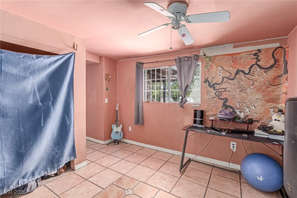 201 Cervantes, Las Vegas, NV 89101