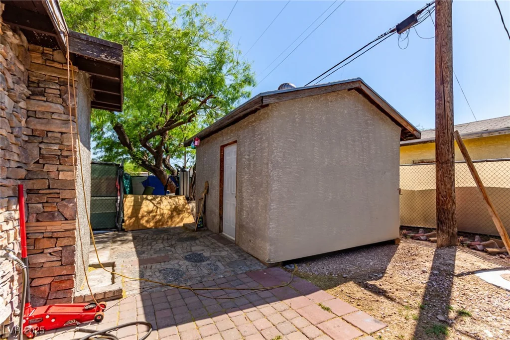 201 Cervantes, Las Vegas, NV 89101