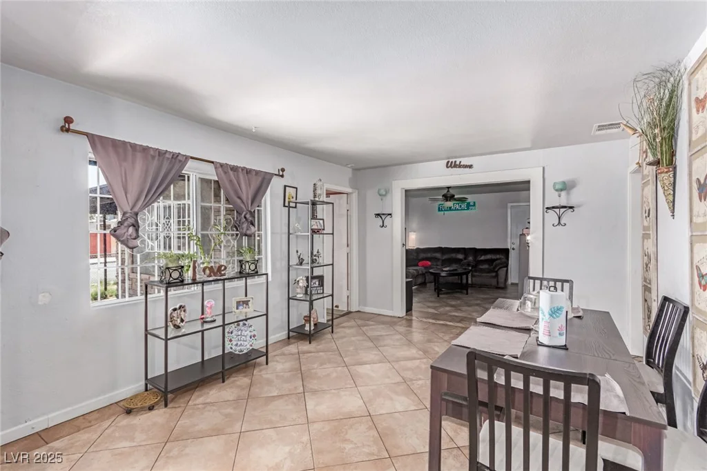 201 Cervantes, Las Vegas, NV 89101