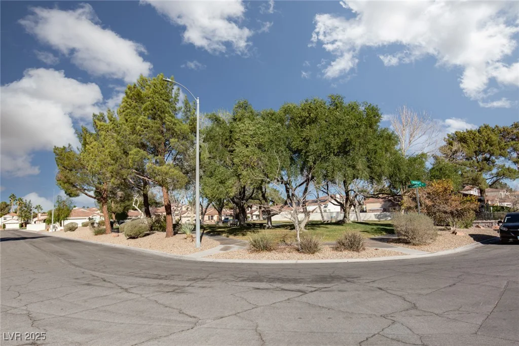 1942 Old Mill, Henderson, NV 89014