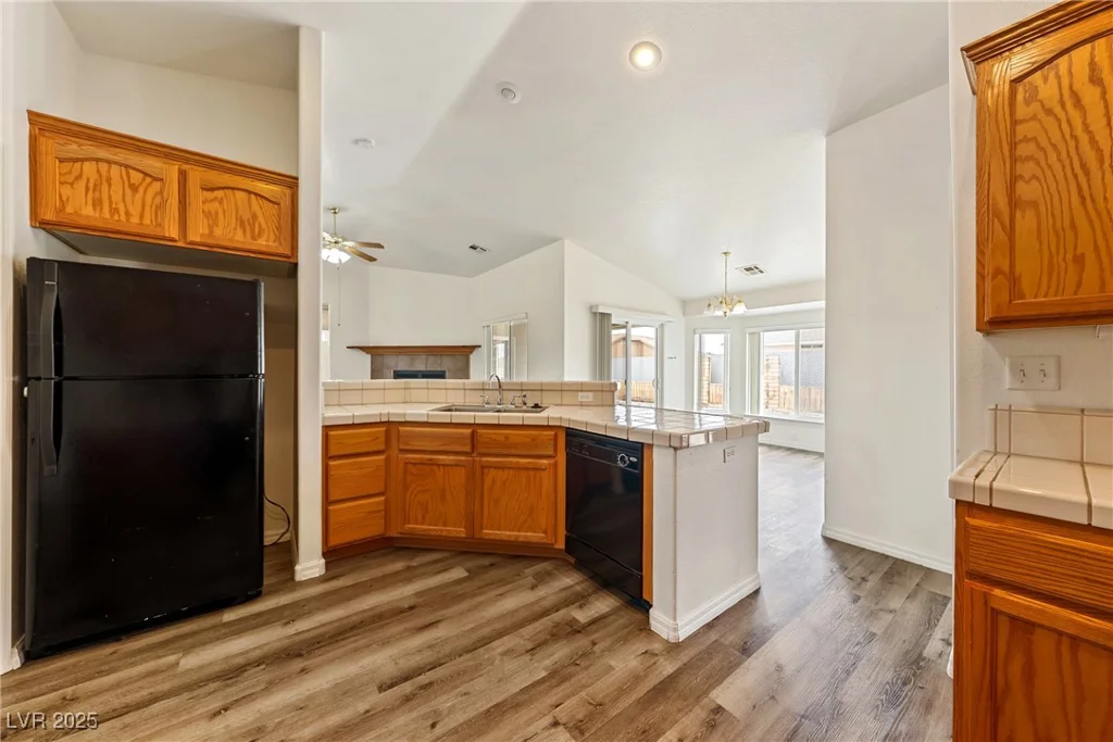 654 Mazelle, Pahrump, NV 89060