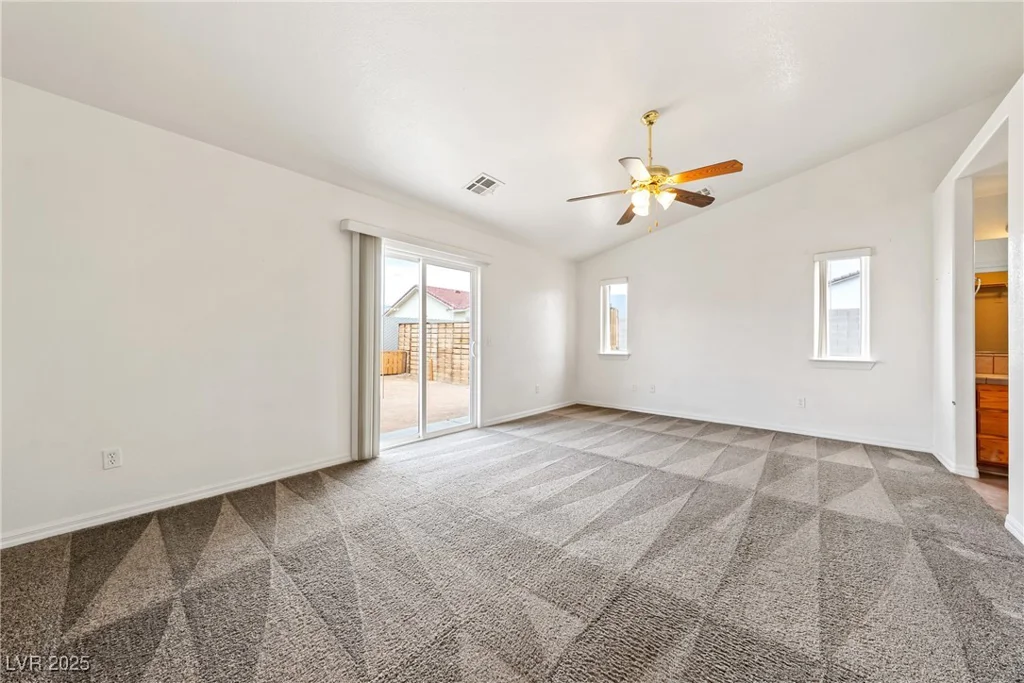 654 Mazelle, Pahrump, NV 89060