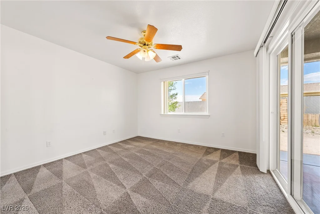 654 Mazelle, Pahrump, NV 89060