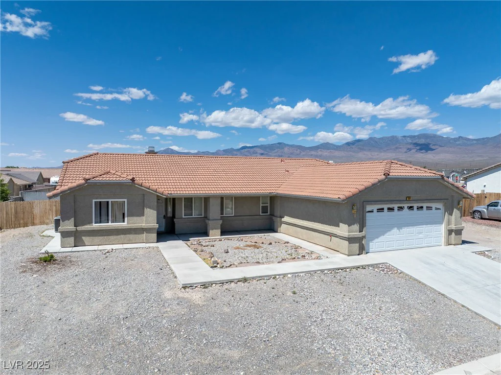 654 Mazelle, Pahrump, NV 89060