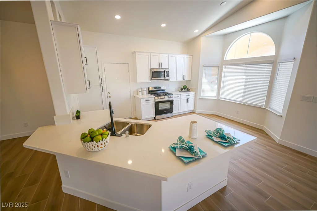 1519 Deerford, Las Vegas, NV 89110