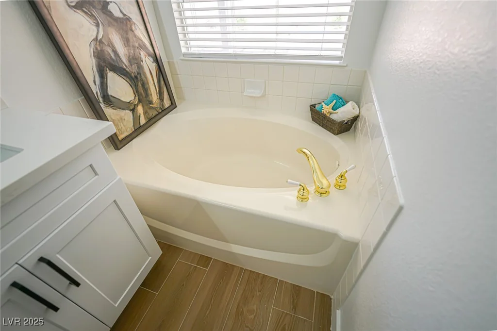 1519 Deerford, Las Vegas, NV 89110