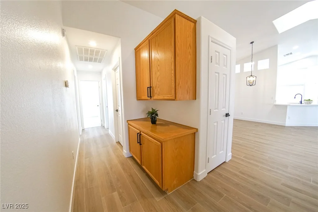 1519 Deerford, Las Vegas, NV 89110