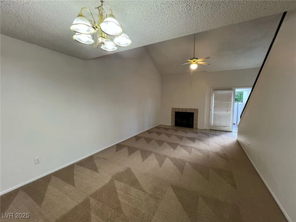 8940 Antioch, Las Vegas, NV 89117