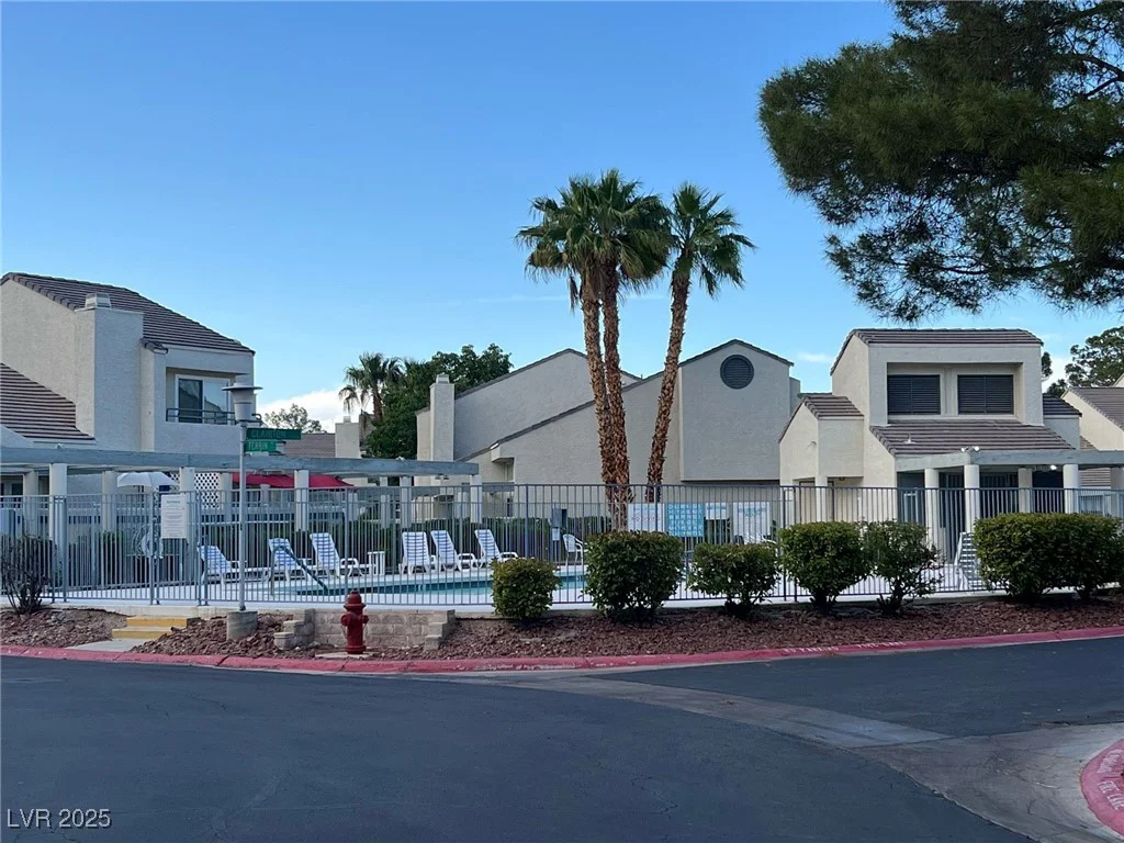 8940 Antioch, Las Vegas, NV 89117