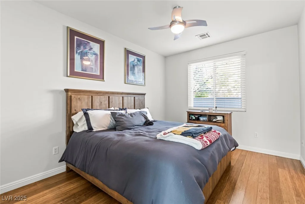 9301 Queen Charlotte, Las Vegas, NV 89145