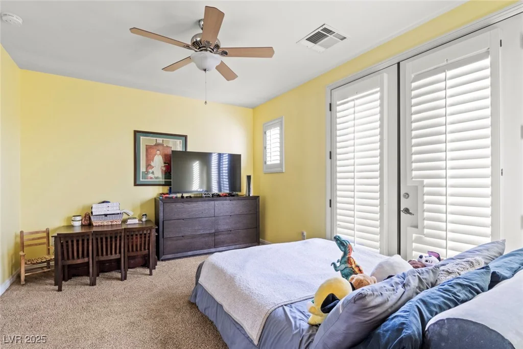 9301 Queen Charlotte, Las Vegas, NV 89145