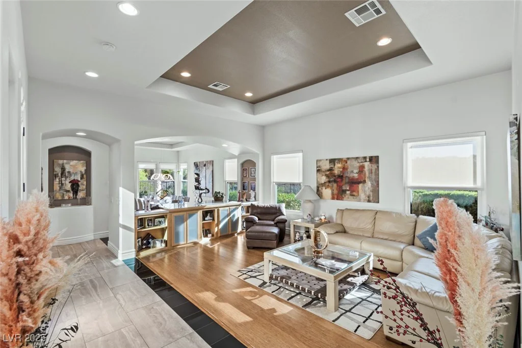9301 Queen Charlotte, Las Vegas, NV 89145