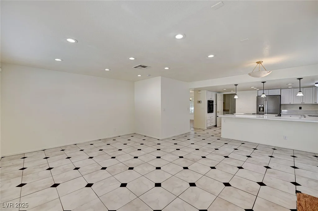 2917 Broken Willow, Las Vegas, NV 89117