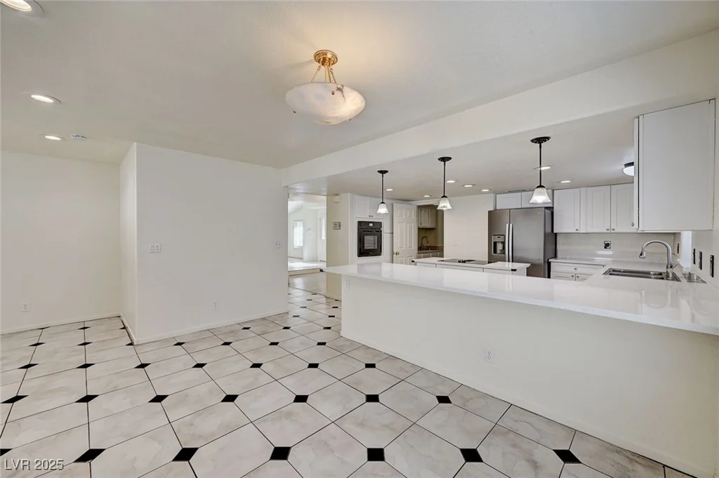2917 Broken Willow, Las Vegas, NV 89117