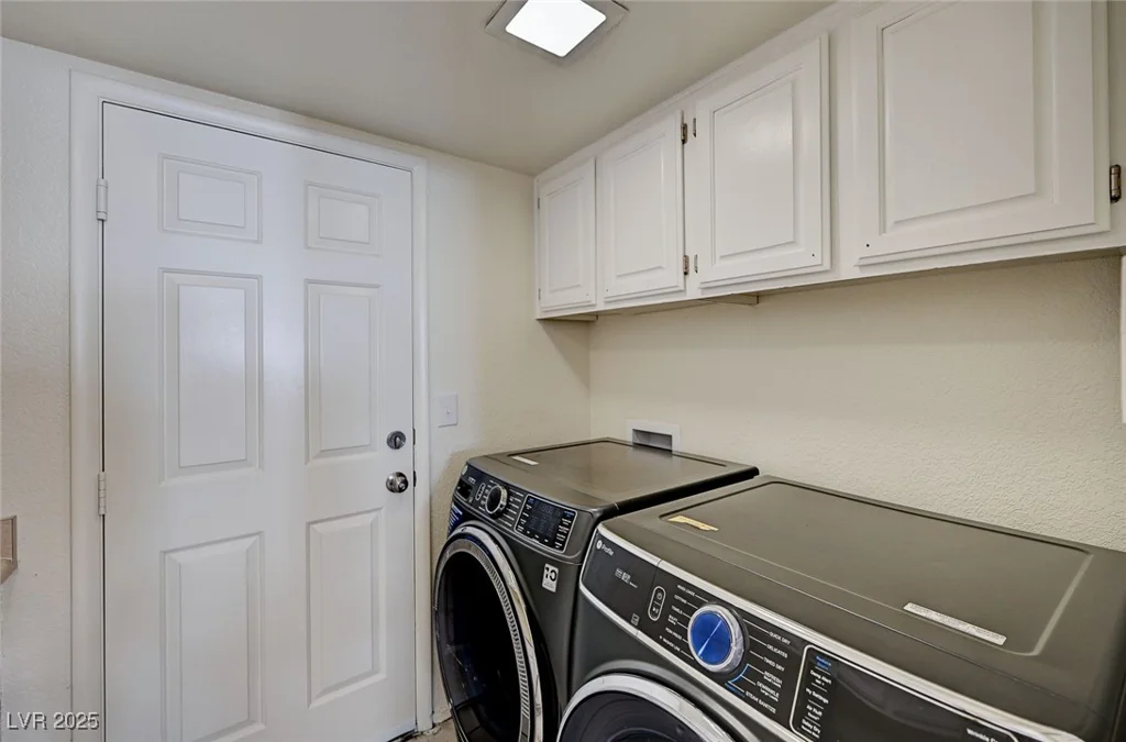 2917 Broken Willow, Las Vegas, NV 89117