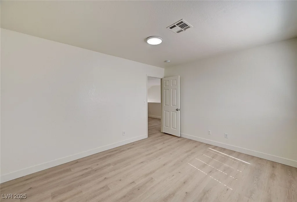 2917 Broken Willow, Las Vegas, NV 89117