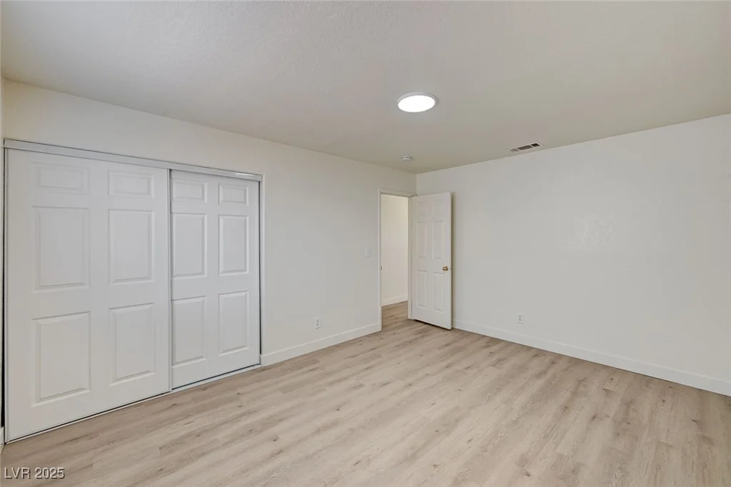 2917 Broken Willow, Las Vegas, NV 89117