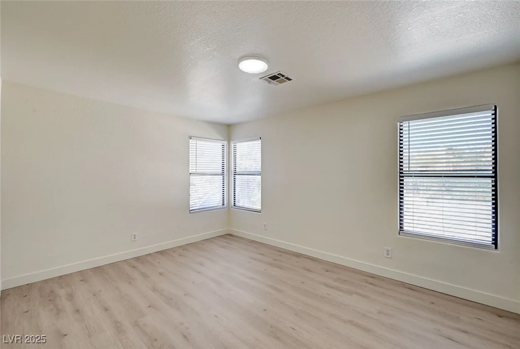 2917 Broken Willow, Las Vegas, NV 89117