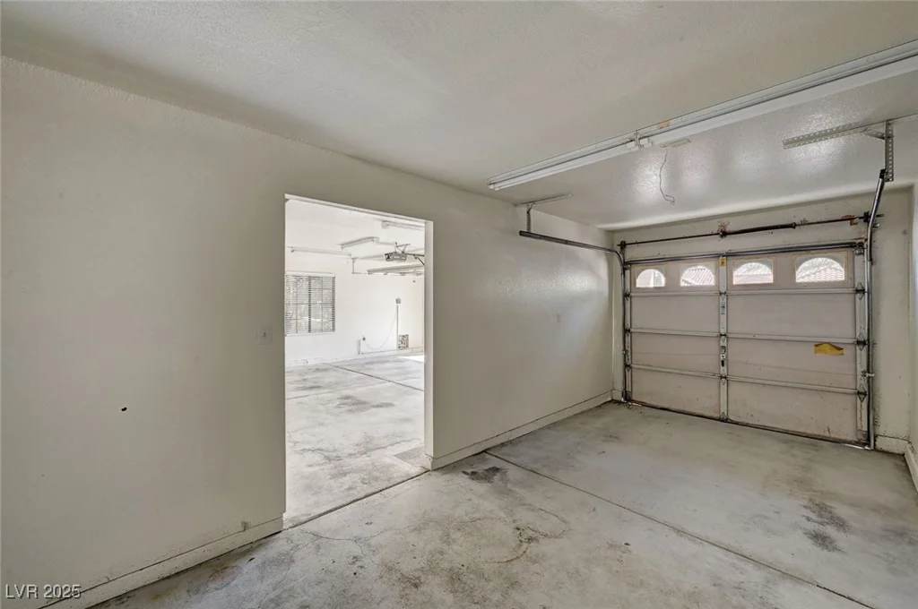 2917 Broken Willow, Las Vegas, NV 89117