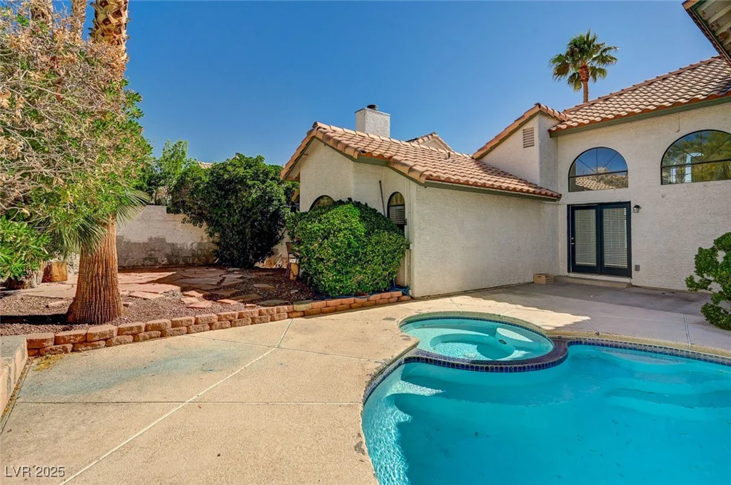 2917 Broken Willow, Las Vegas, NV 89117