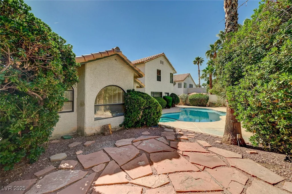 2917 Broken Willow, Las Vegas, NV 89117