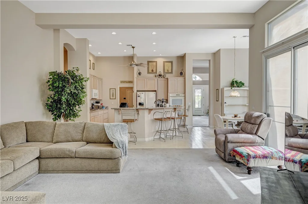 467 Beardsley, Henderson, NV 89052