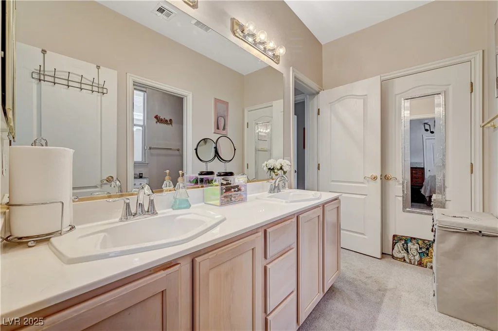 467 Beardsley, Henderson, NV 89052
