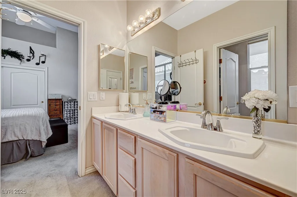 467 Beardsley, Henderson, NV 89052