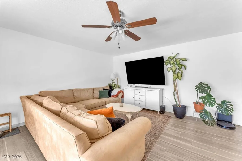 4735 Madrigal, Las Vegas, NV 89122