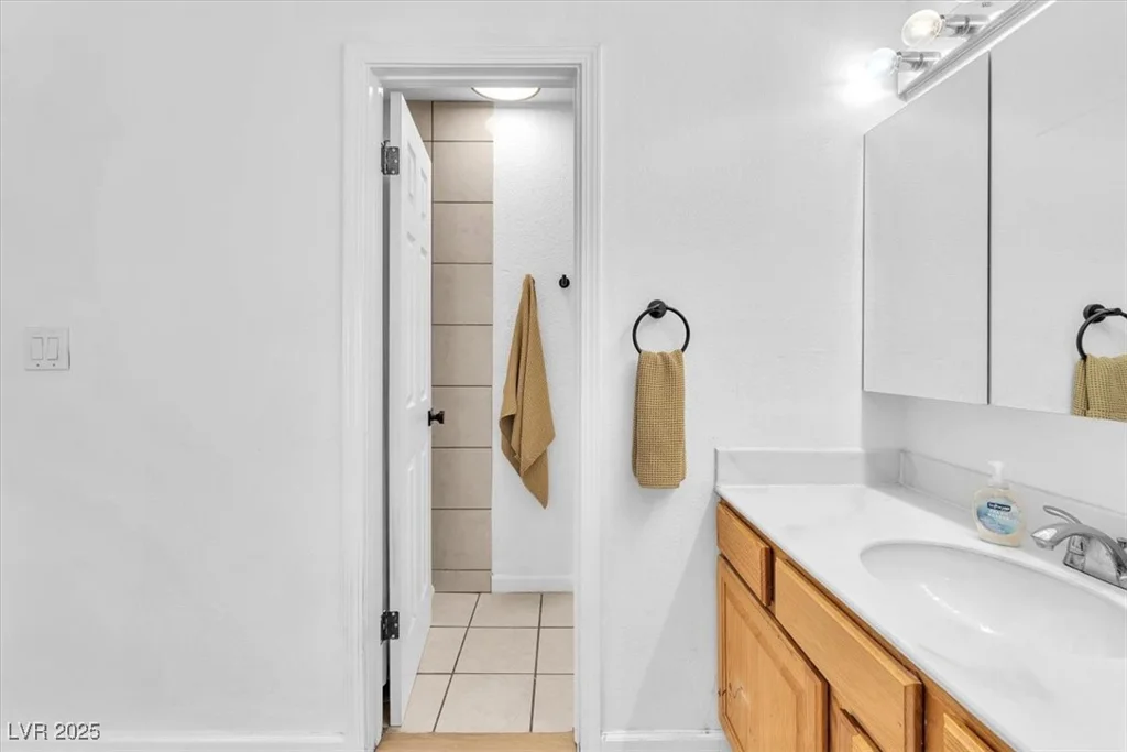 4735 Madrigal, Las Vegas, NV 89122