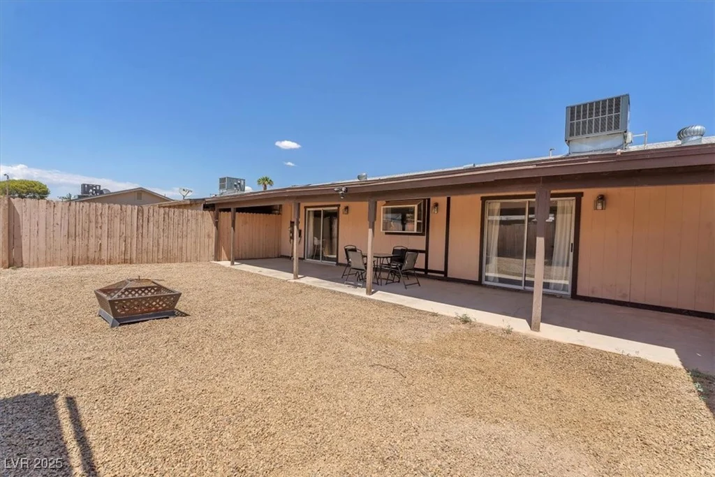 4735 Madrigal, Las Vegas, NV 89122