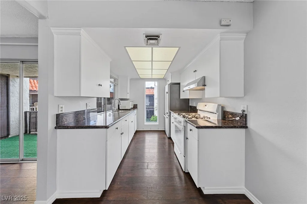 1405 Vegas Valley, Las Vegas, NV 89169