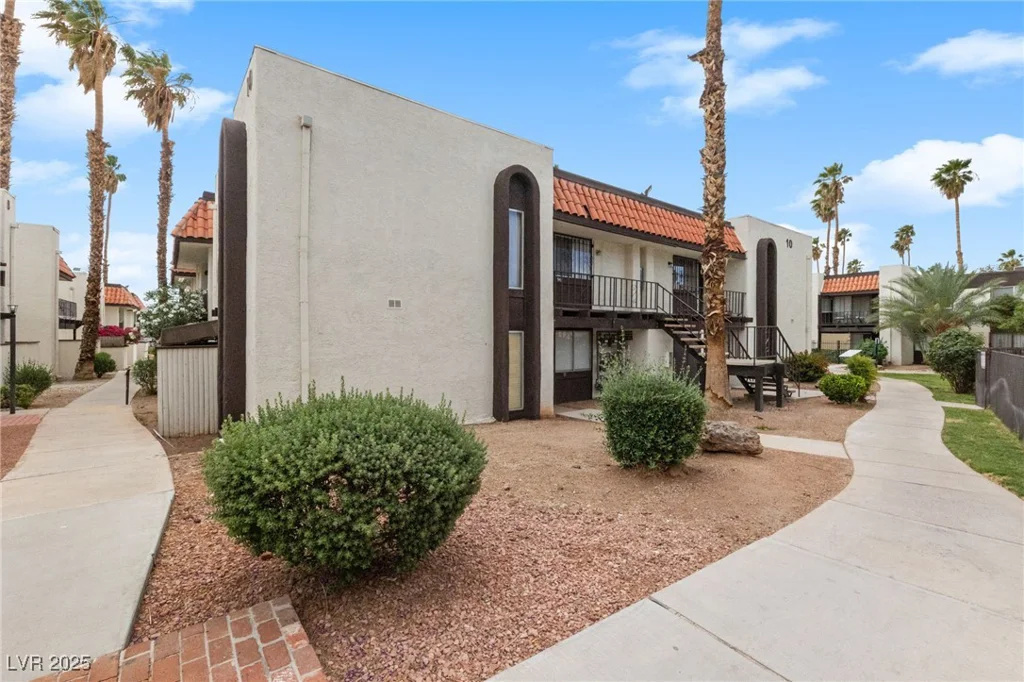 1405 Vegas Valley, Las Vegas, NV 89169
