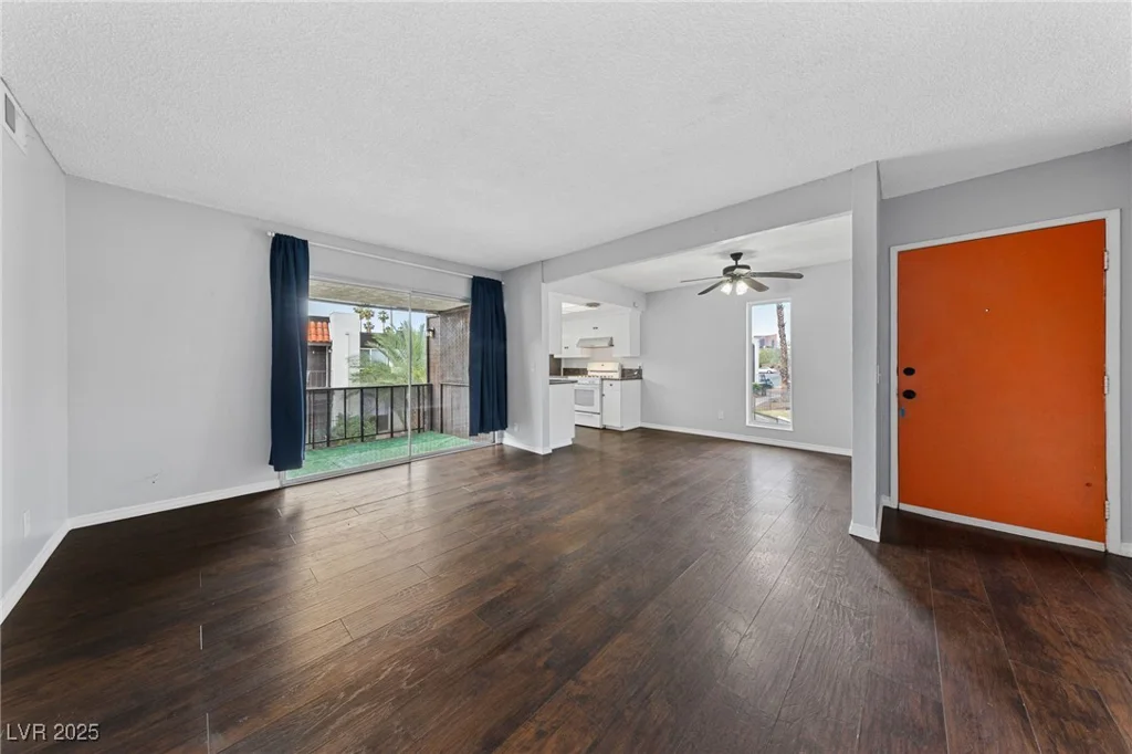 1405 Vegas Valley, Las Vegas, NV 89169