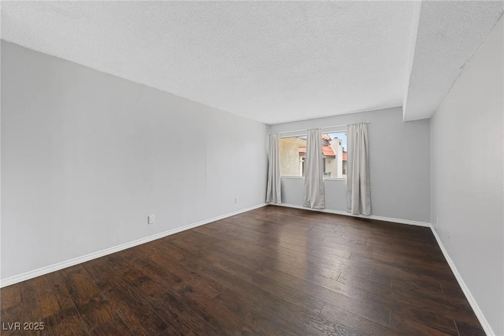 1405 Vegas Valley, Las Vegas, NV 89169