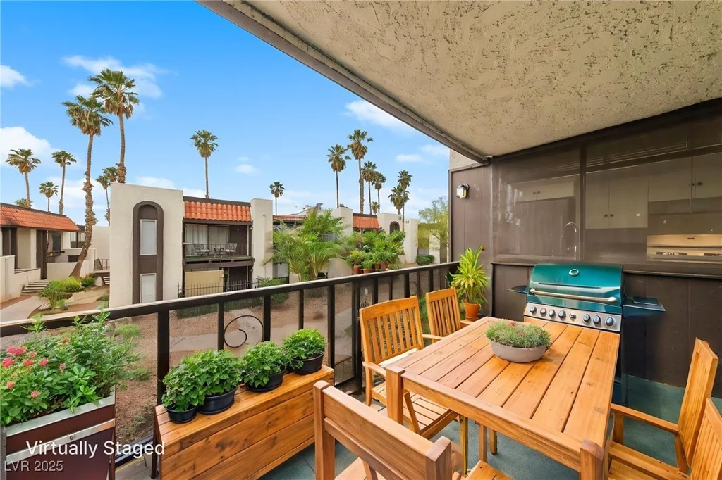 1405 Vegas Valley, Las Vegas, NV 89169