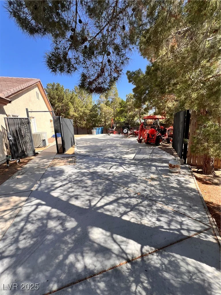 7255 La Madre, Las Vegas, NV 89149